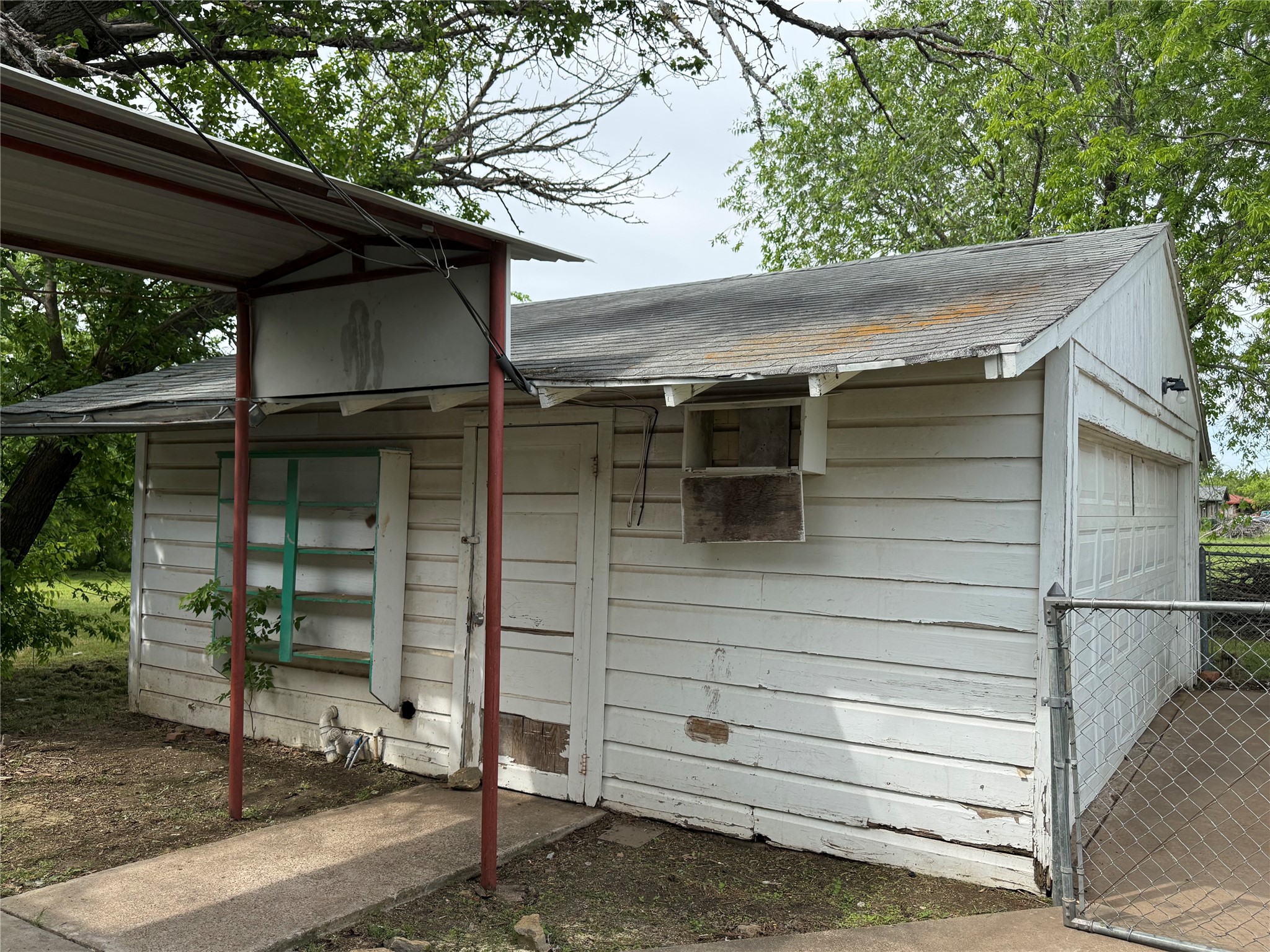 1602 SE 11th Avenue Mineral Wells TX 76067