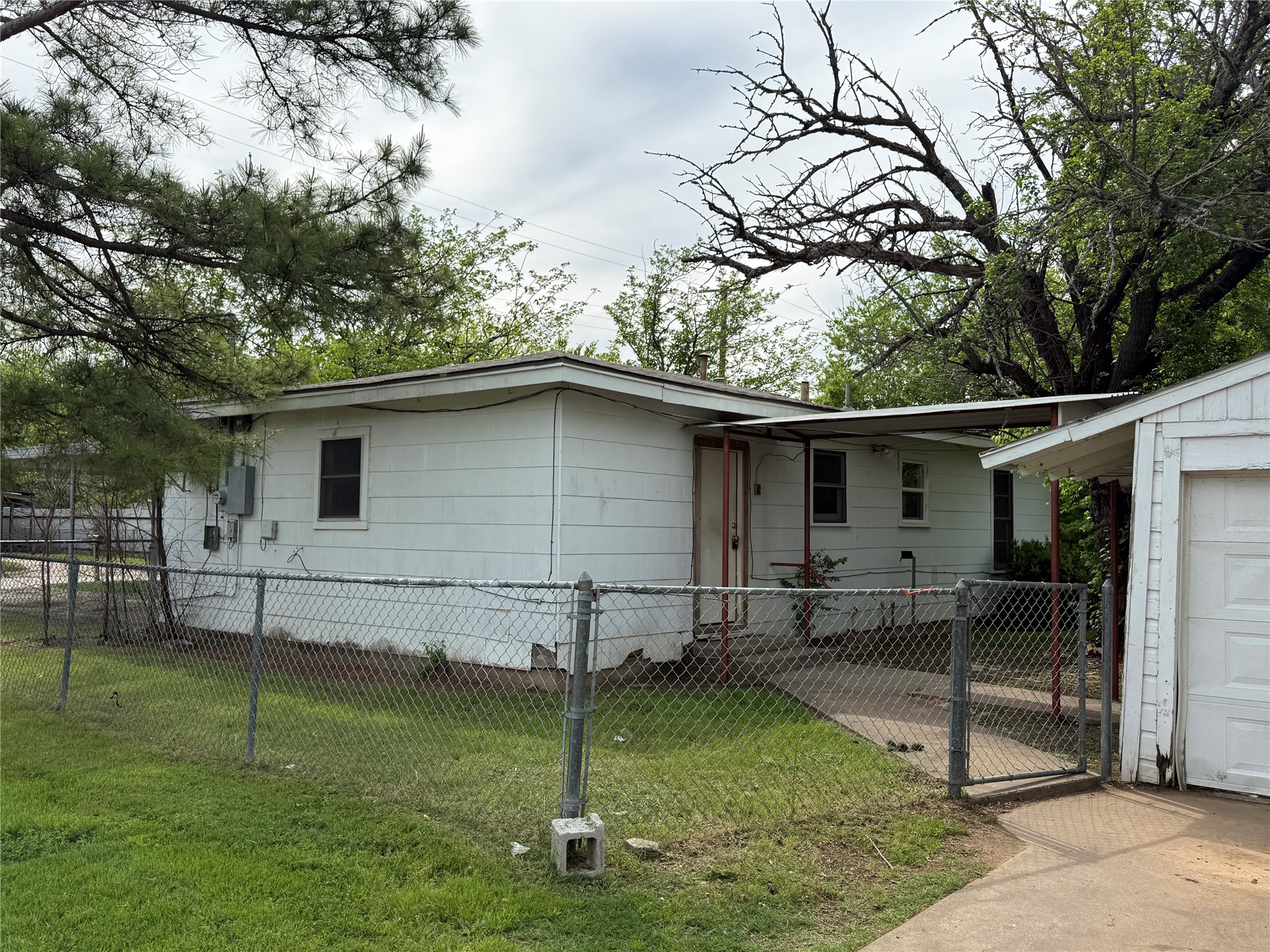 1602 SE 11th Avenue Mineral Wells TX 76067
