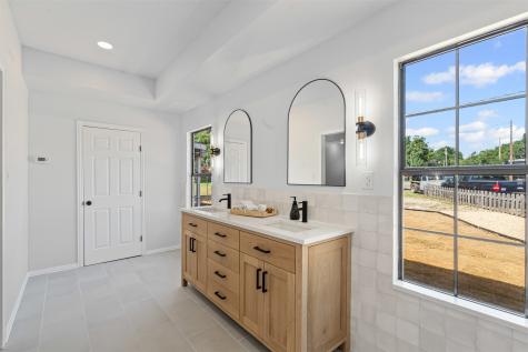 4021 Sioux Court Granbury TX 76048