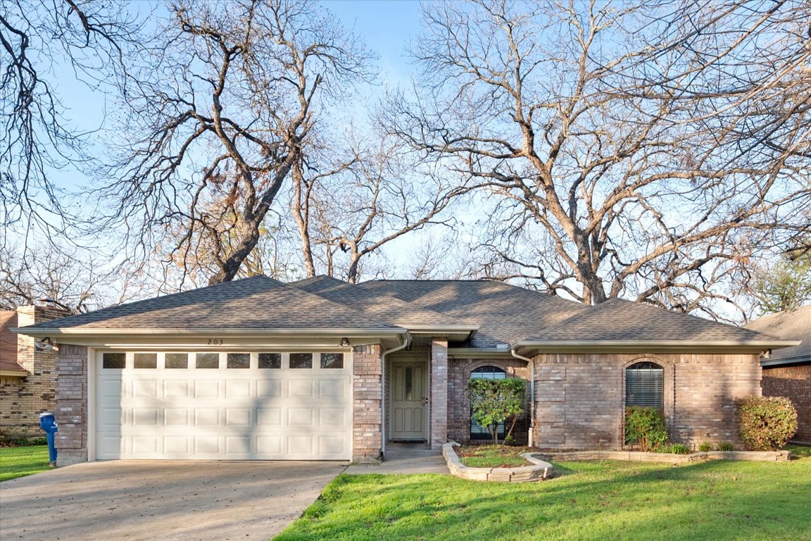 203 Pecan Drive Westworth Village TX 76114