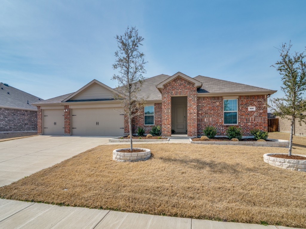 806 Martingale Drive Nevada TX 75173