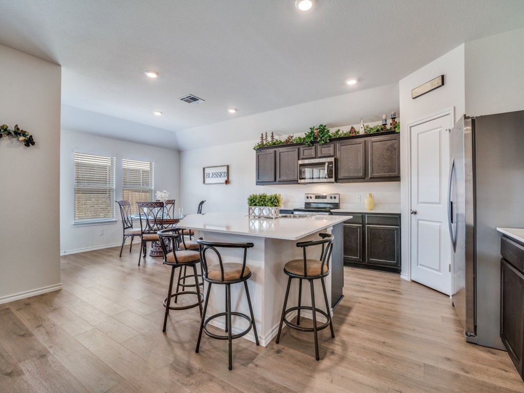 806 Martingale Drive Nevada TX 75173