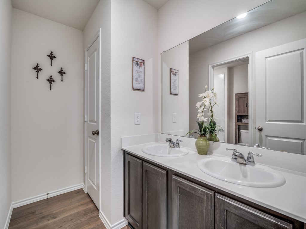 806 Martingale Drive Nevada TX 75173