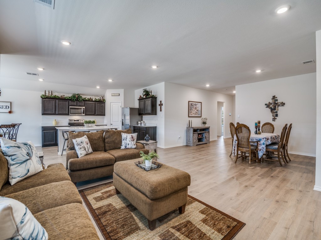 806 Martingale Drive Nevada TX 75173