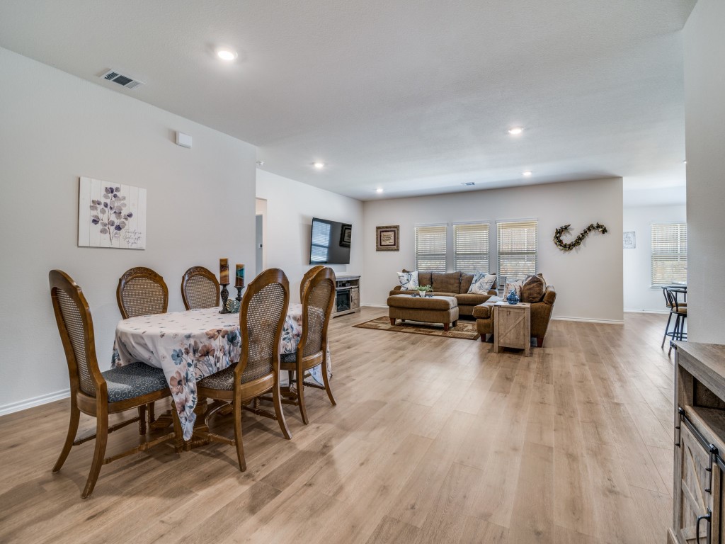 806 Martingale Drive Nevada TX 75173