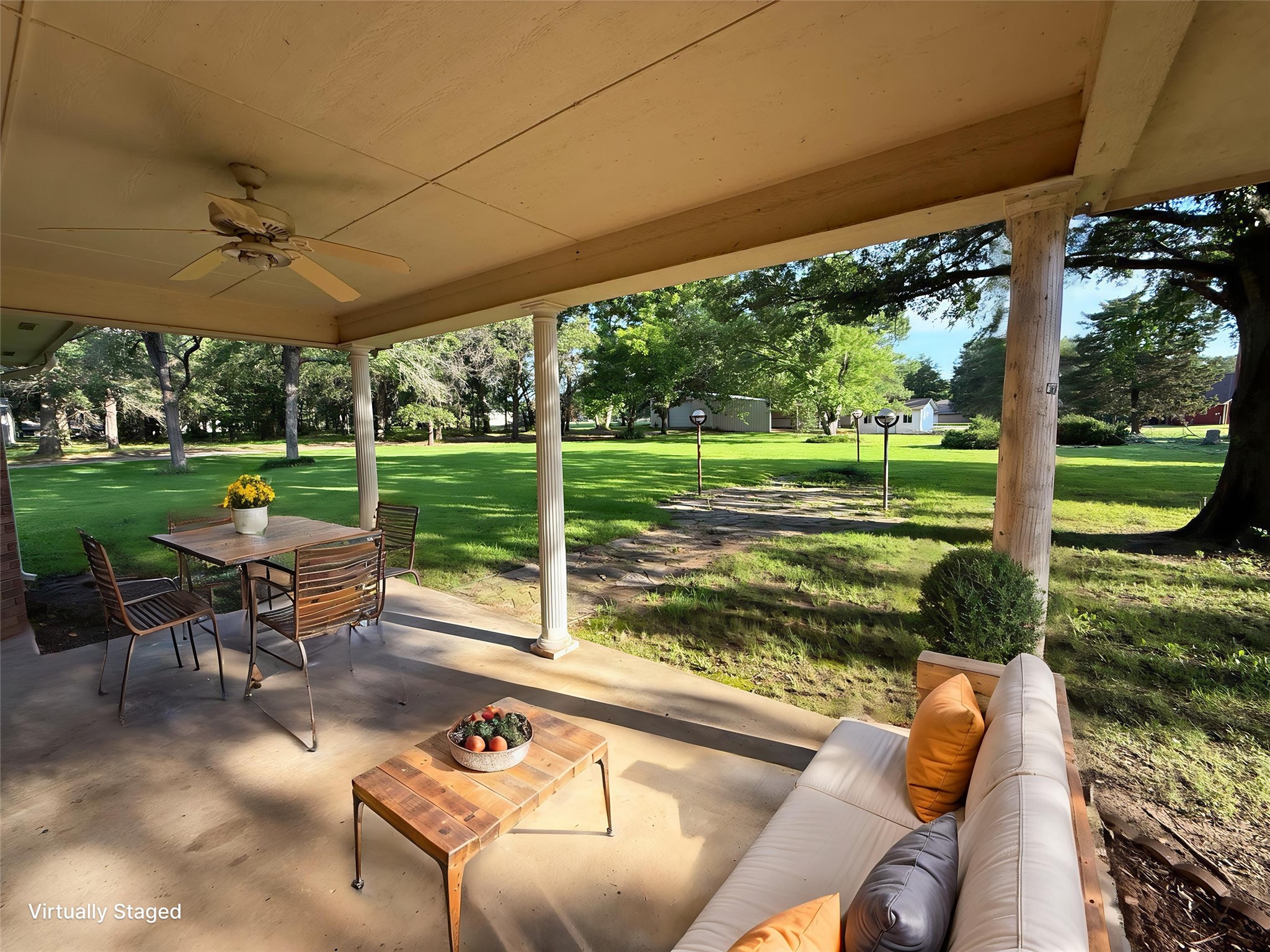 2811 N Shore Drive Bonham TX 75418
