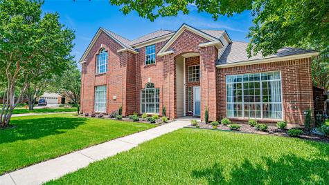 2434 Roundtable Court Grand Prairie TX 75050