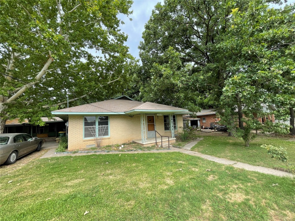 1315 N Weaver Street Gainesville TX 76240