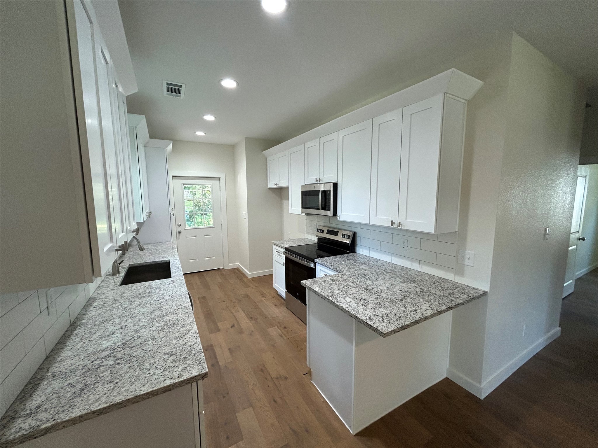 622 E Woodard Street Denison TX 75021