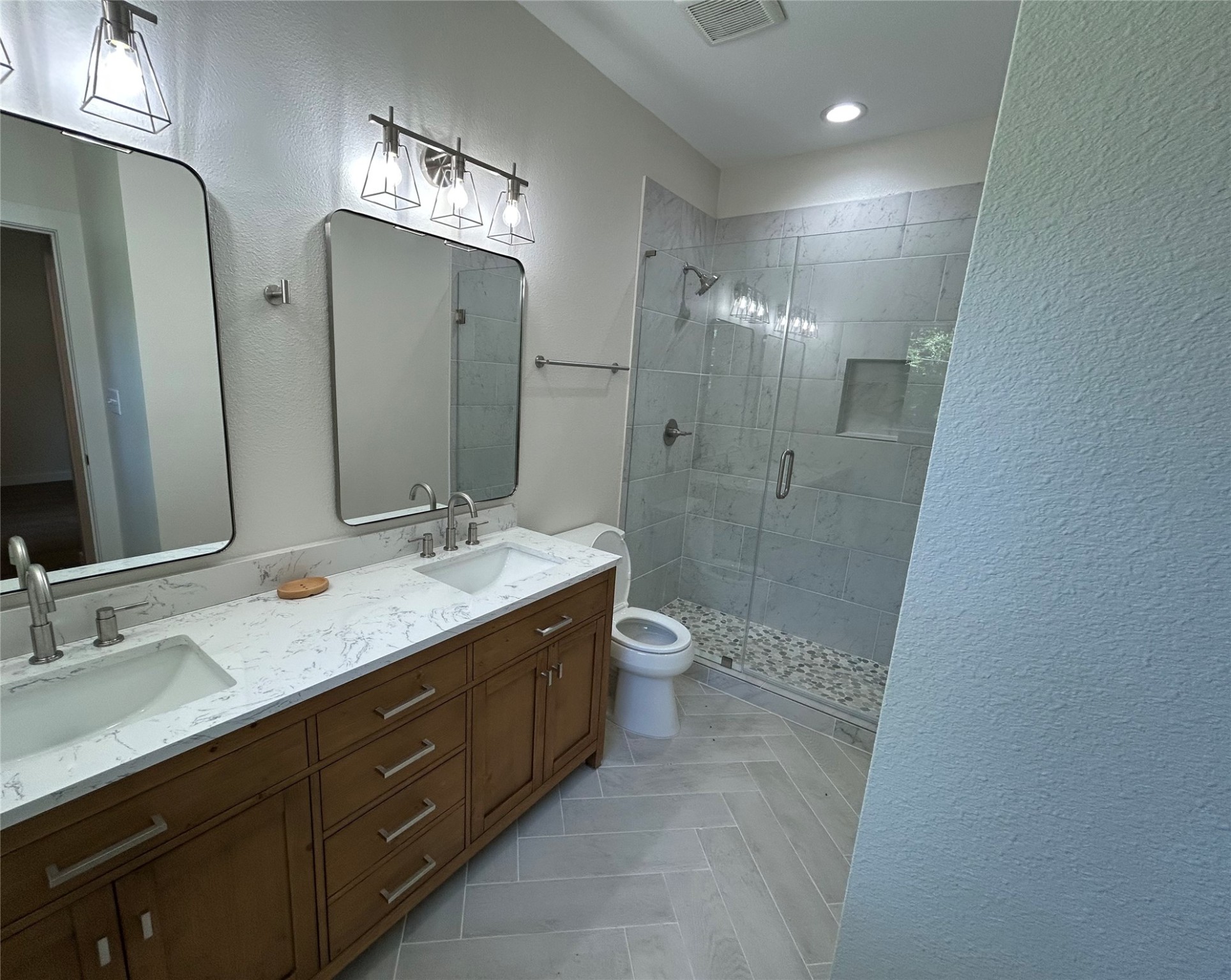 622 E Woodard Street Denison TX 75021