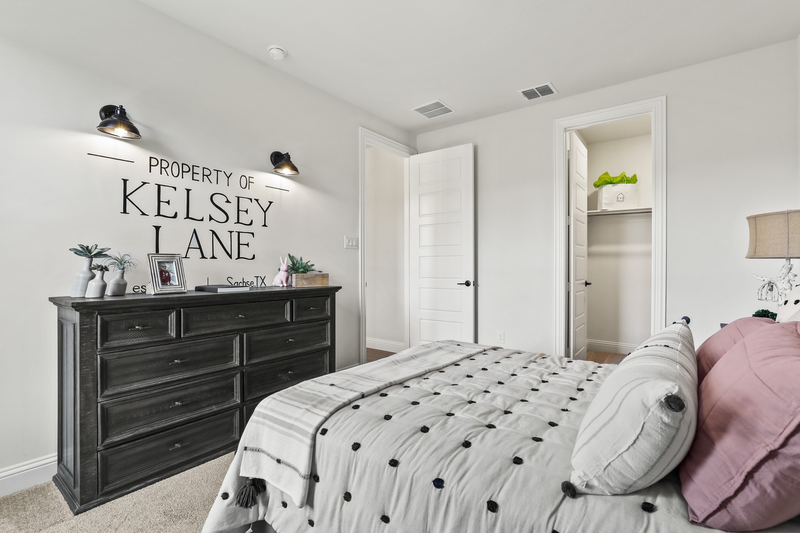 1037 Clayton Street Aubrey TX 76227