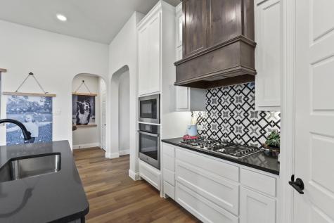 1037 Clayton Street Aubrey TX 76227