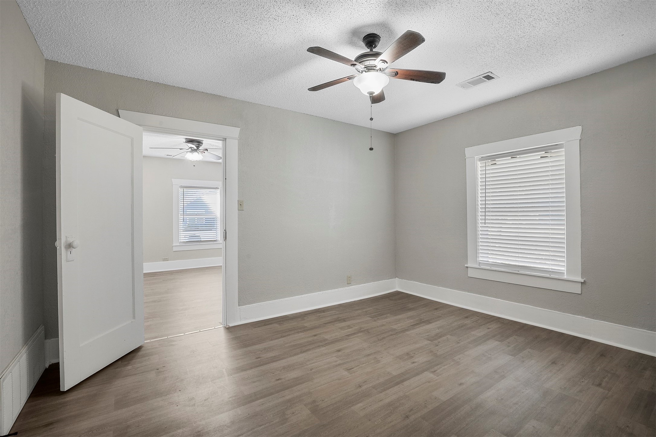 509 E Heron Denison TX 75021
