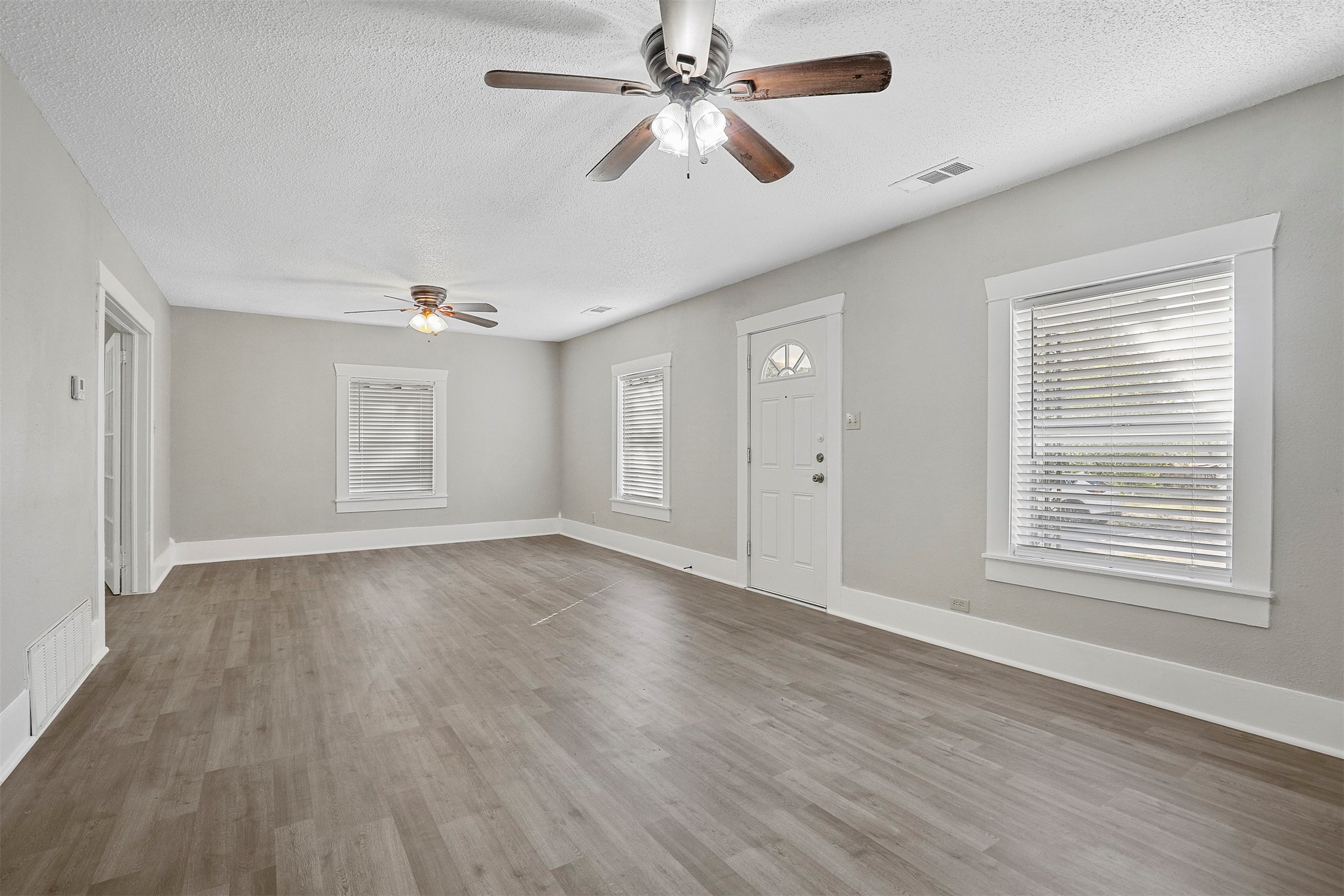 509 E Heron Denison TX 75021