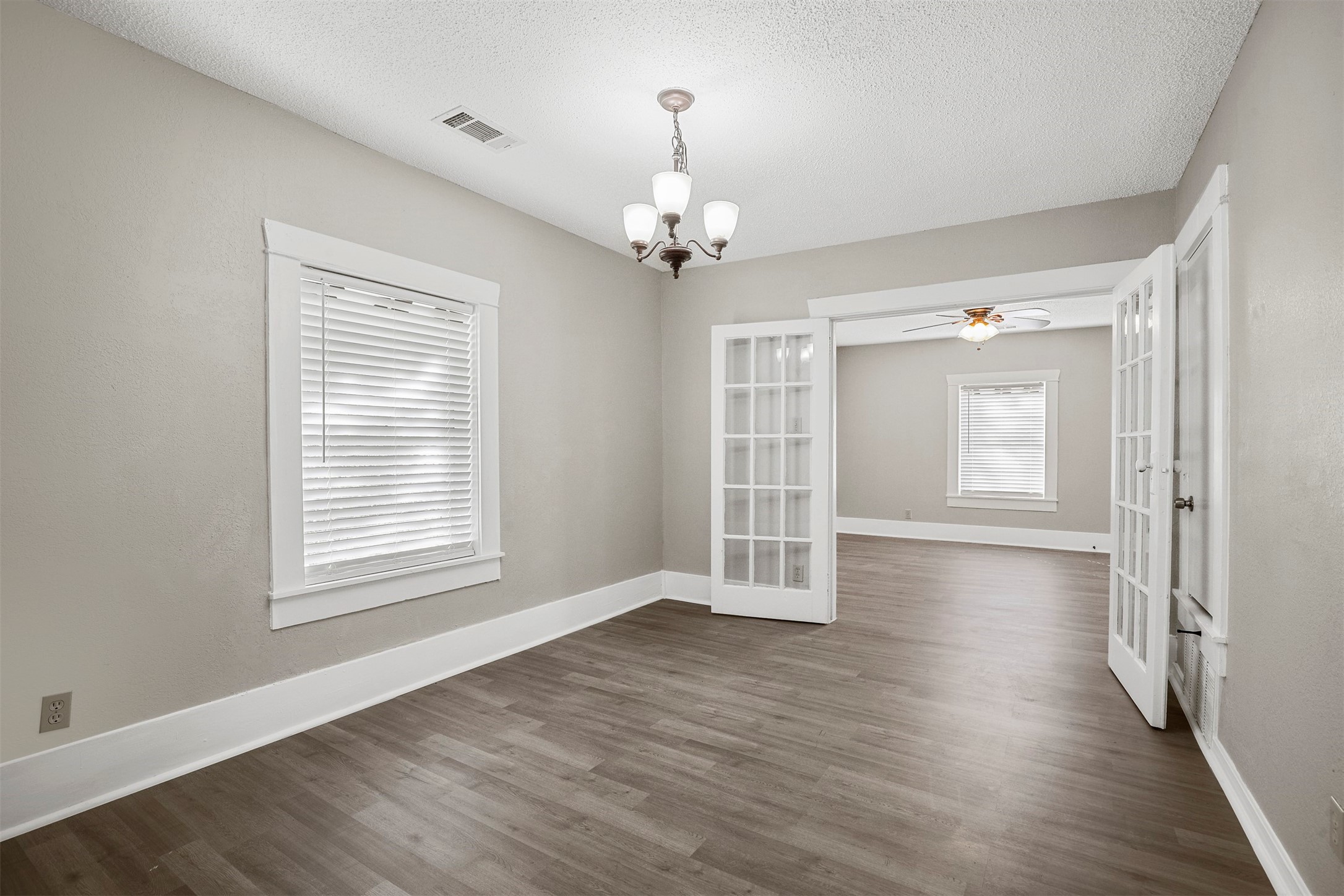 509 E Heron Denison TX 75021