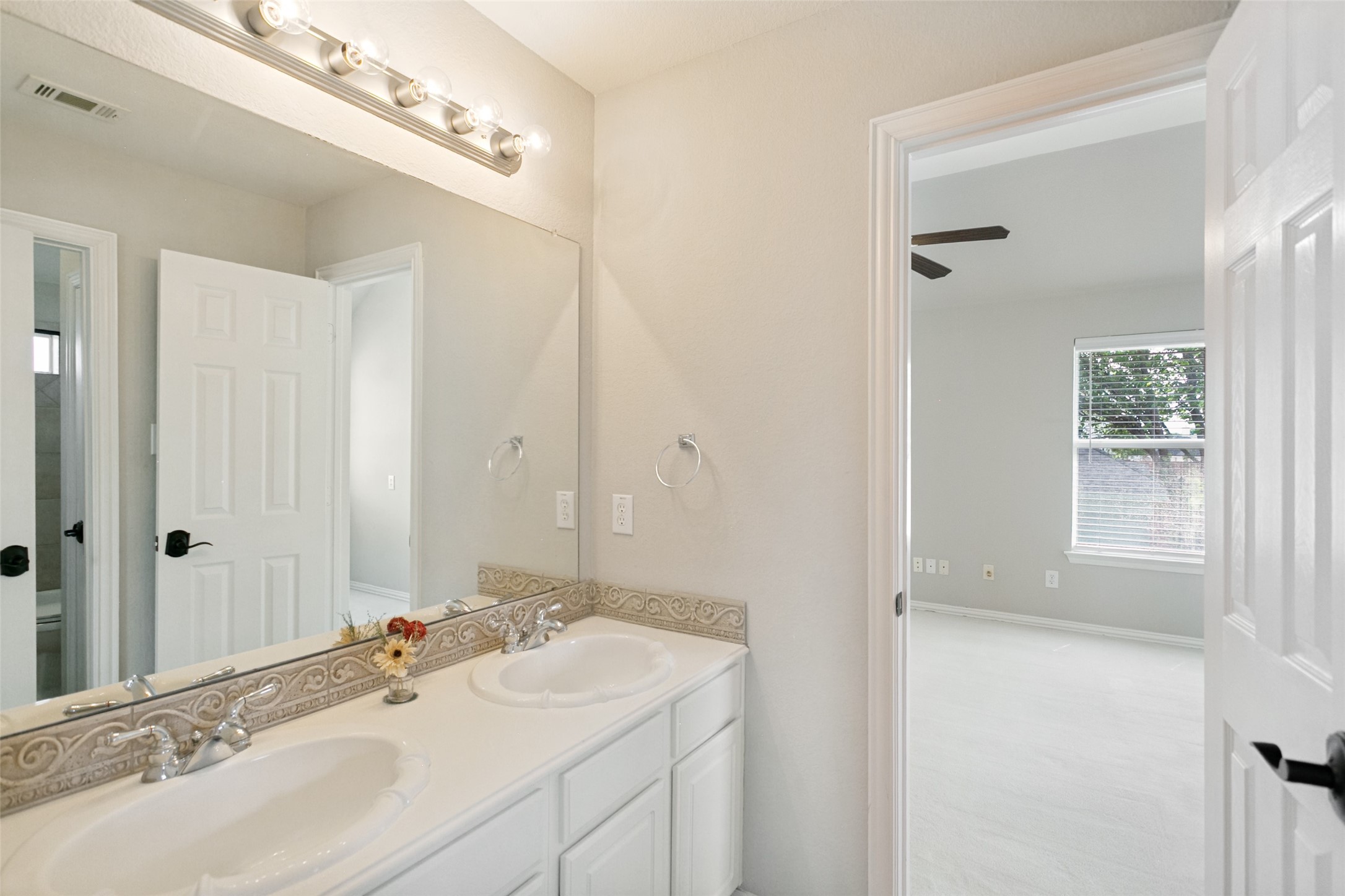 2328 Mesa Oak Trail Plano TX 75025