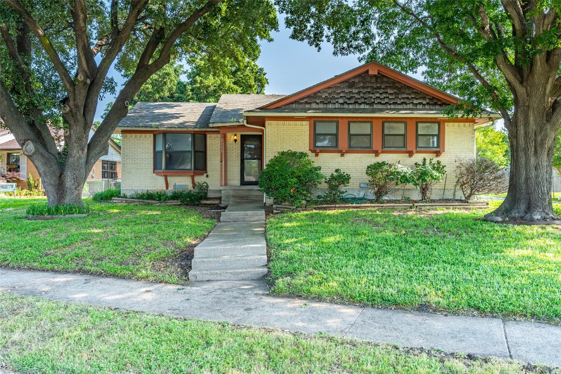2113 Frances Drive Garland TX 75042
