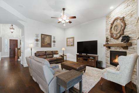400 Ridgewood Drive Lewisville TX 75067