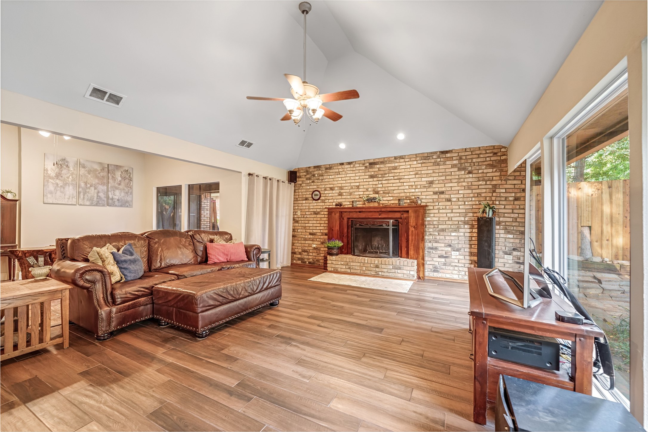 4307 Churchwood Drive Arlington TX 76016