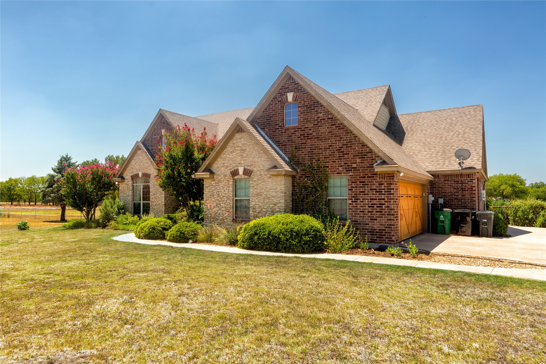 154 Gardengate Court Cresson TX 76035