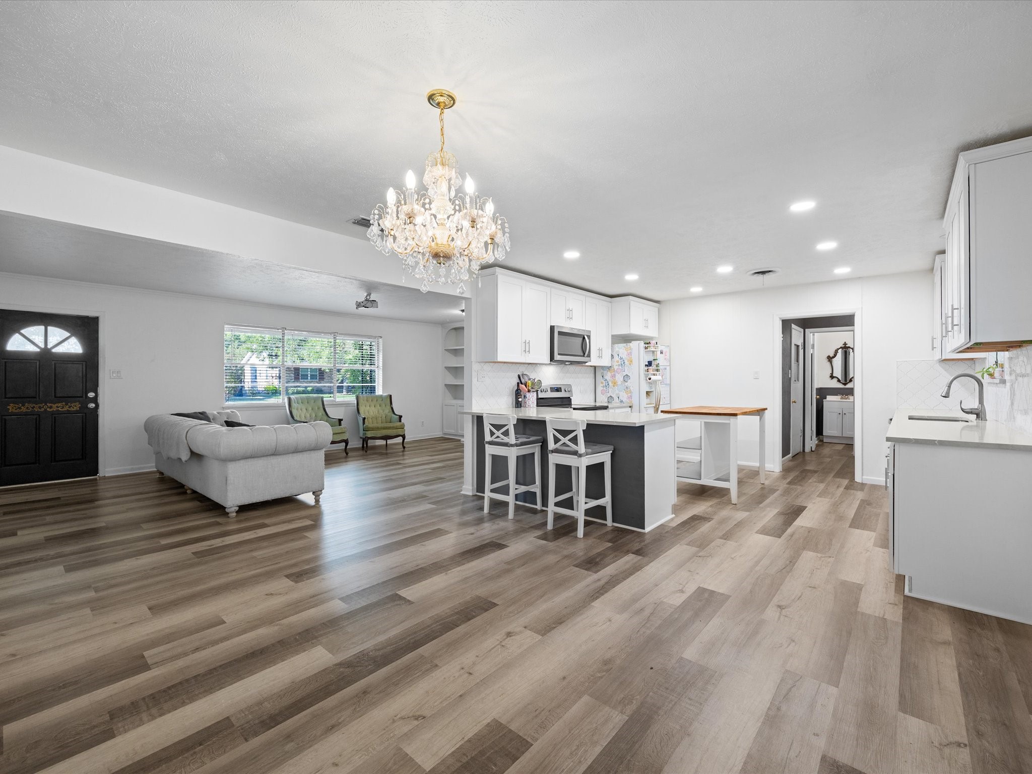 209 W Avenue K Midlothian TX 76065