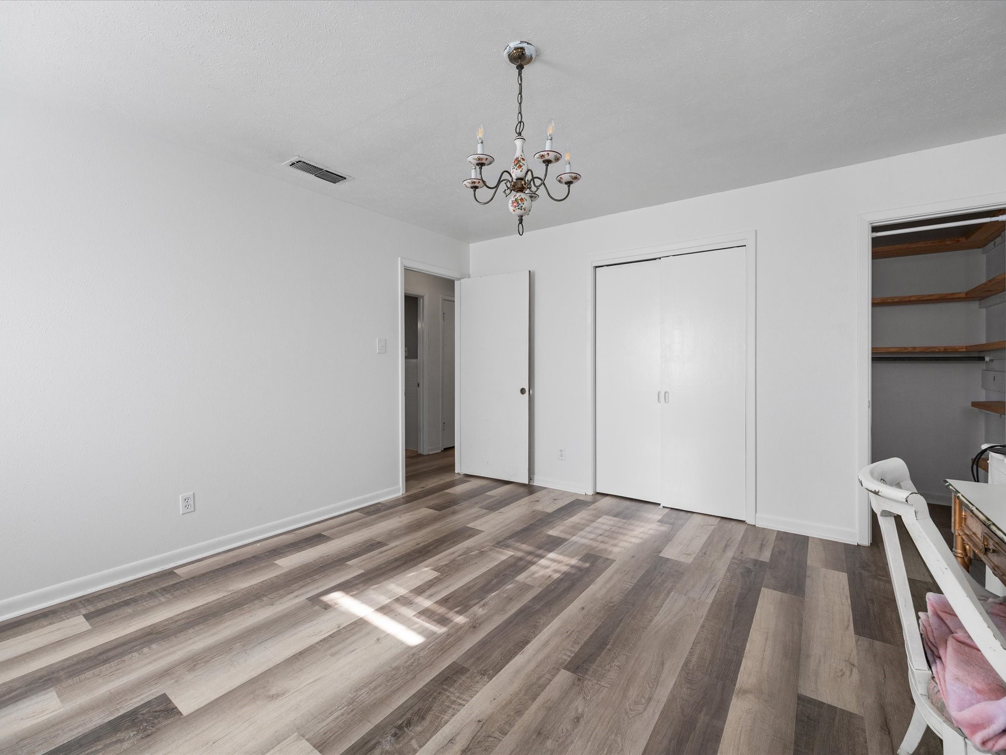 209 W Avenue K Midlothian TX 76065