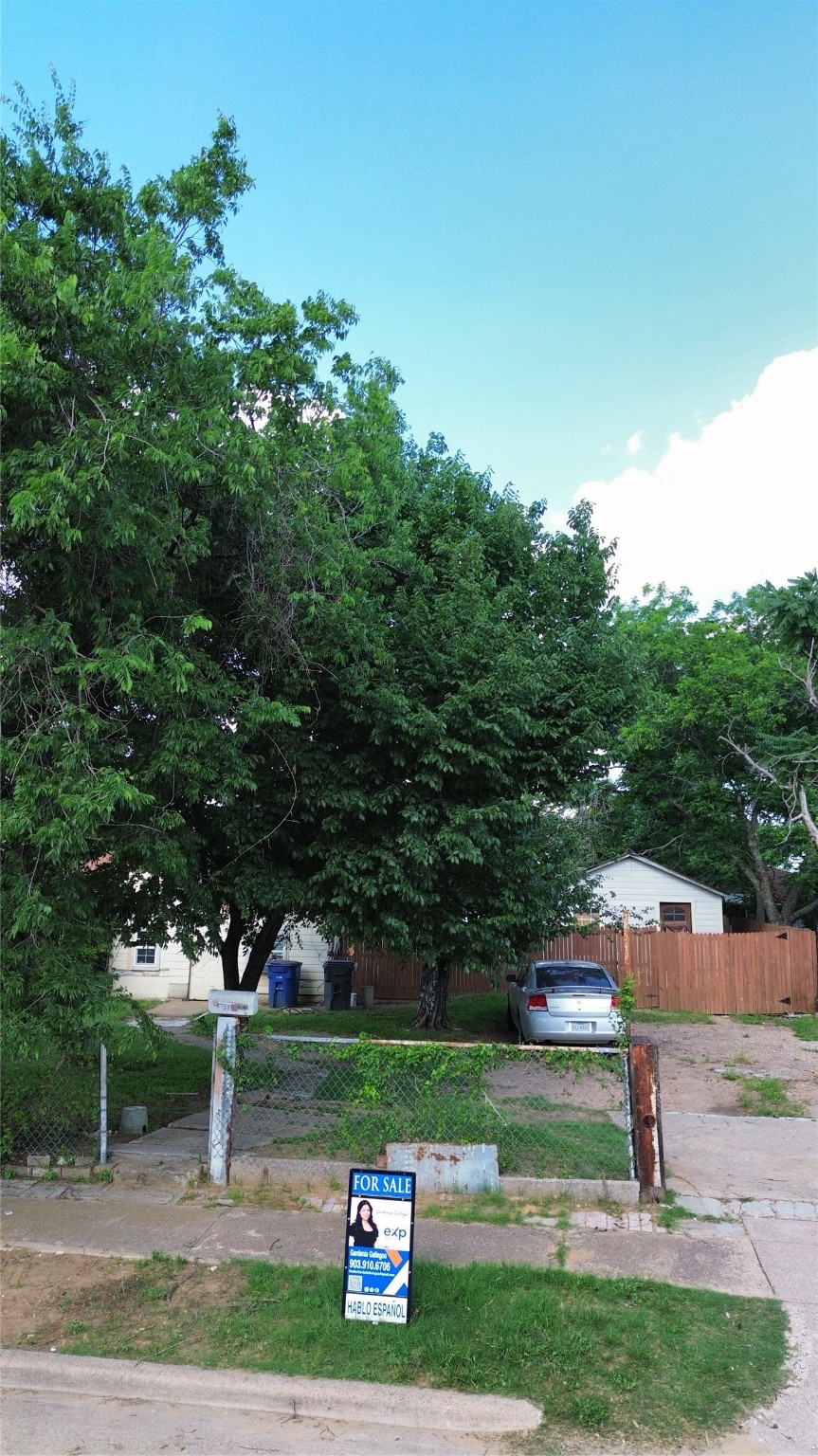 3310 Wake Street Dallas TX 75212