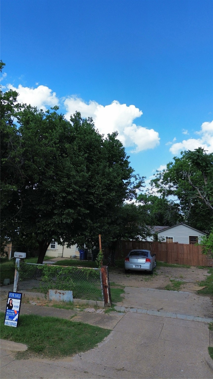 3310 Wake Street Dallas TX 75212