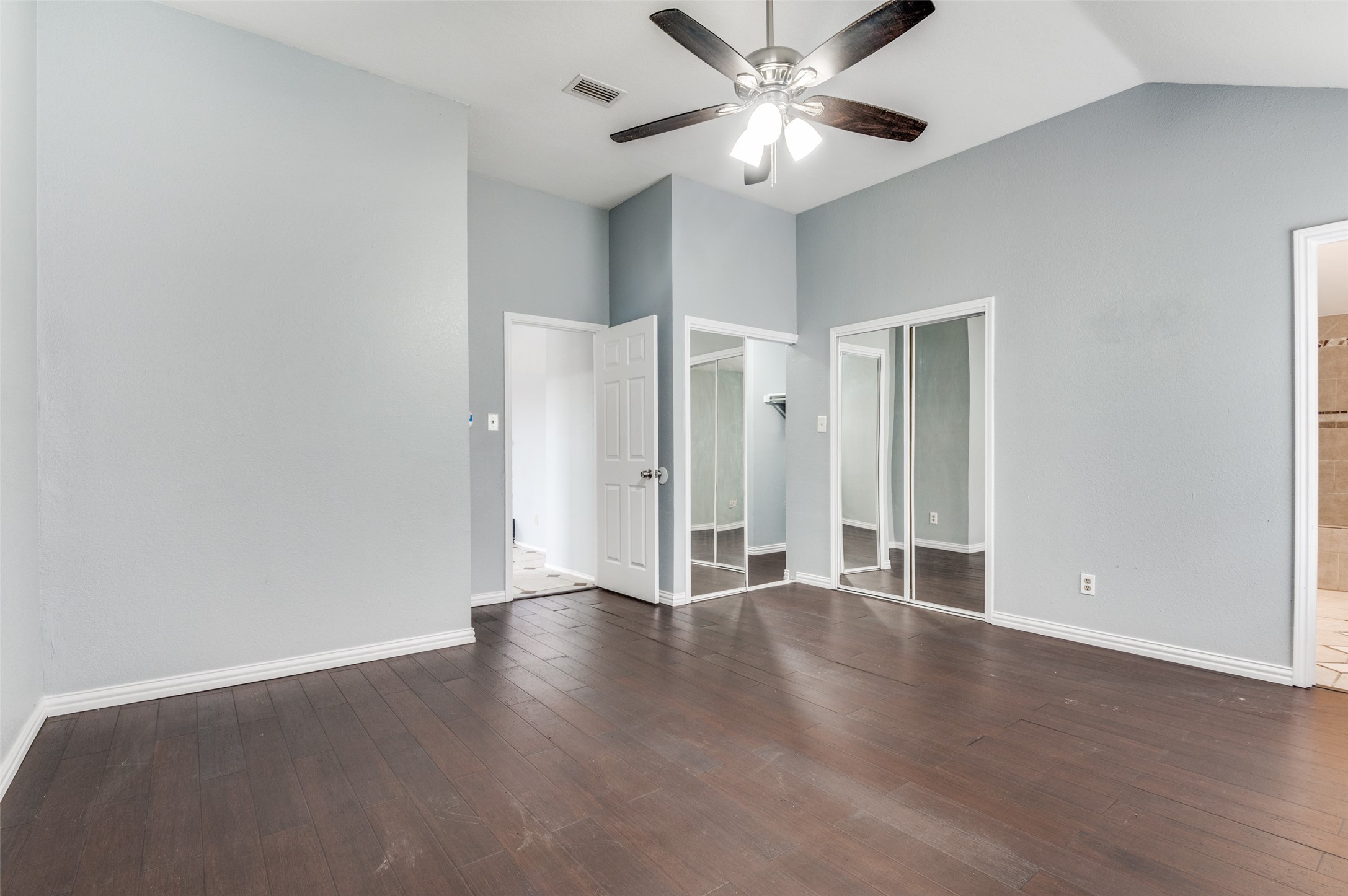 1004 Eagle Drive Desoto TX 75115