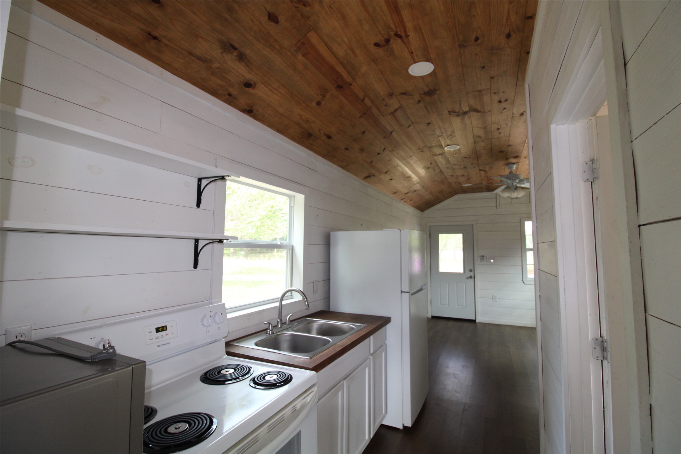 188 Private Road 8703 Ben Wheeler TX 75754