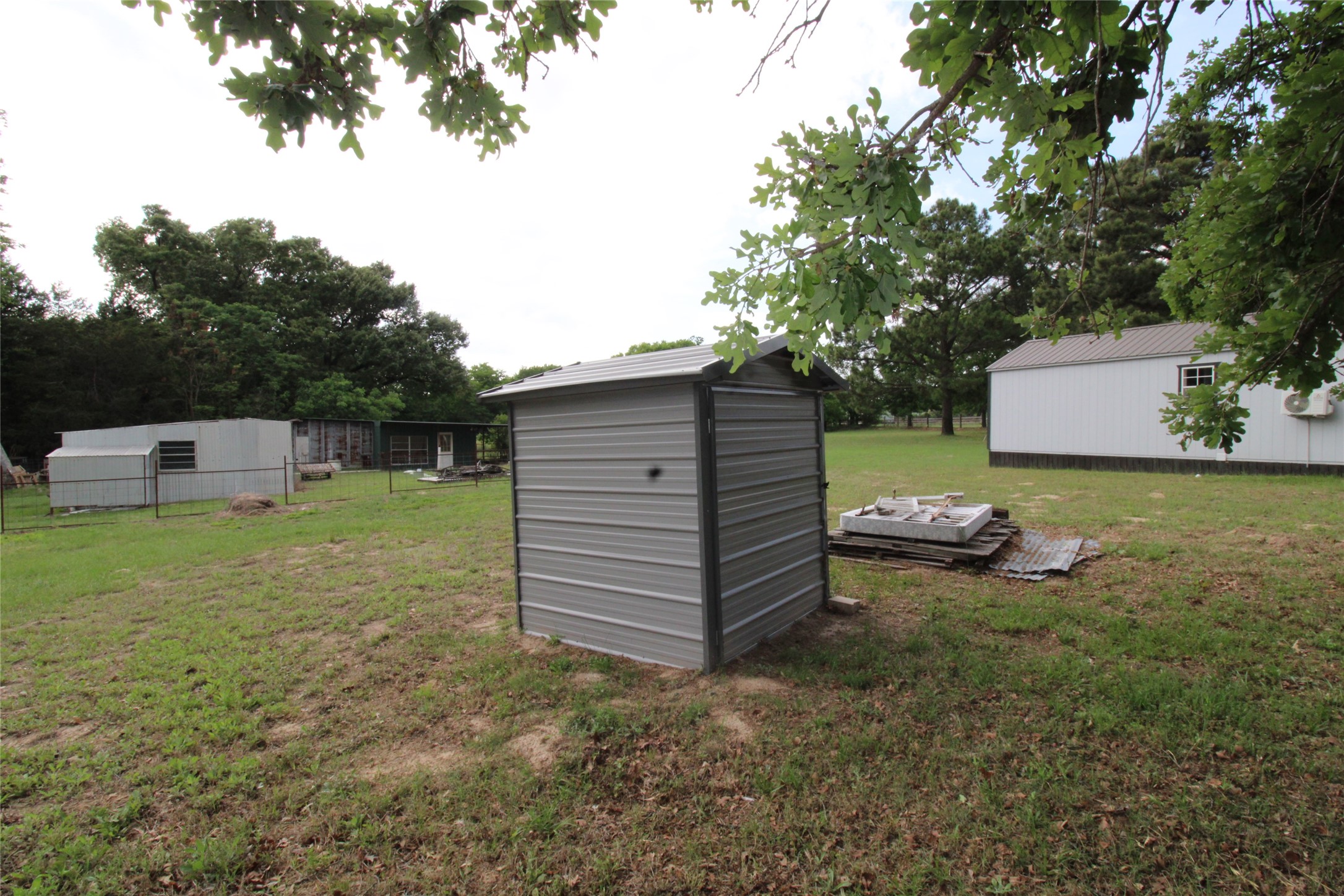 188 Private Road 8703 Ben Wheeler TX 75754
