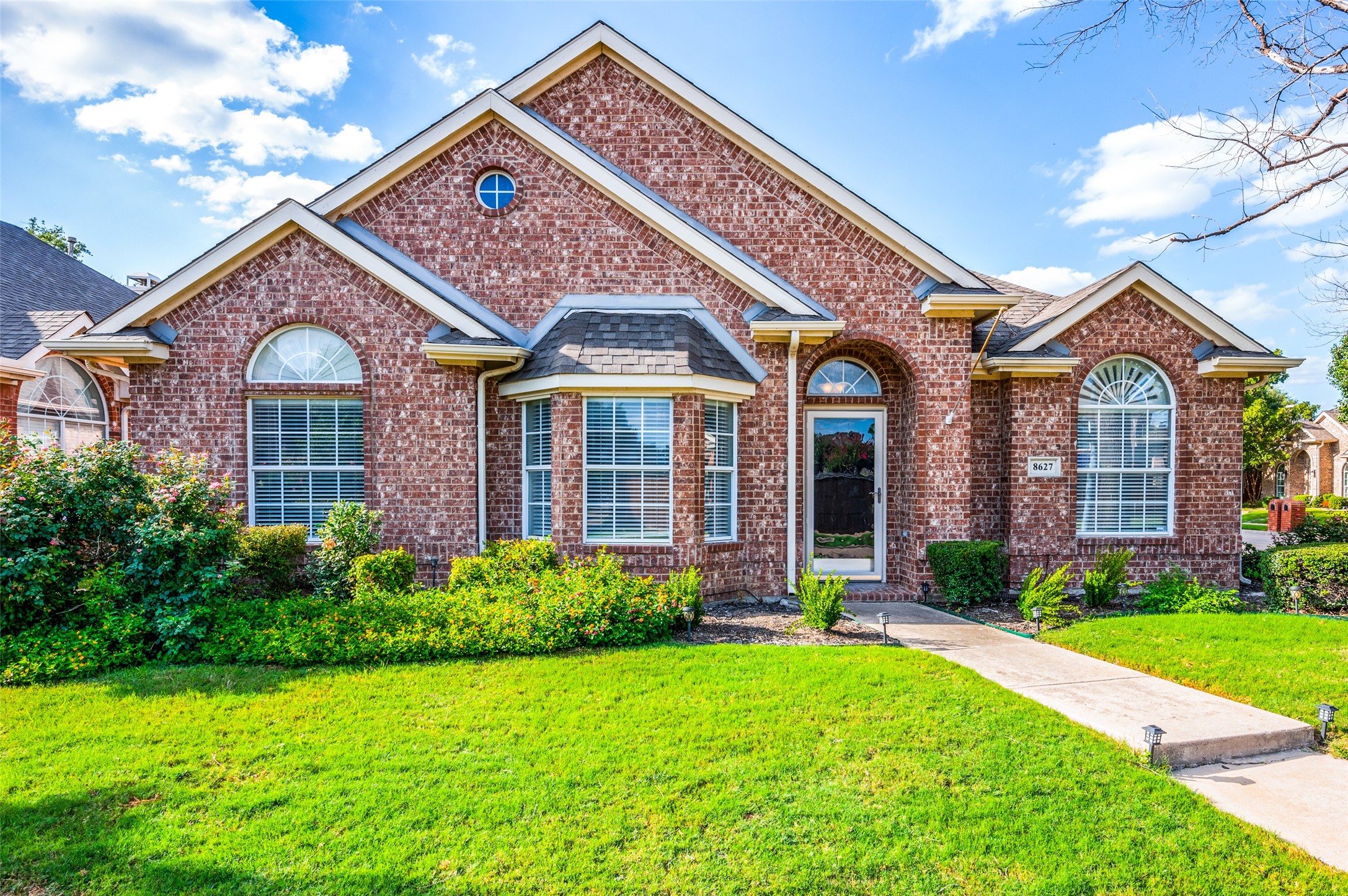 8627 Ironwood Drive Irving TX 75063