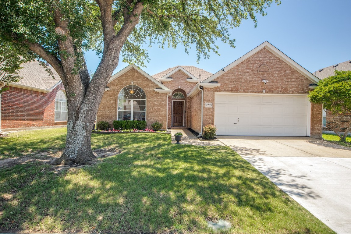 2209 Aberdeen Avenue Mckinney TX 75072