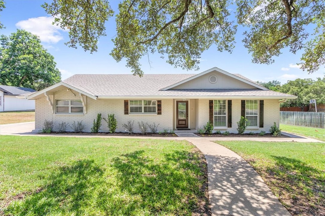 1140 Western Oaks Drive Woodway TX 76712