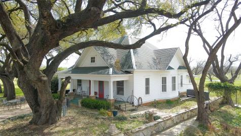 518 Kinson Street Granbury TX 76048