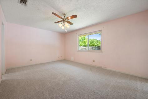 815 Vail Drive Arlington TX 76012