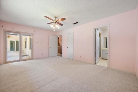 815 Vail Drive Arlington TX 76012
