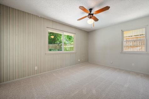815 Vail Drive Arlington TX 76012