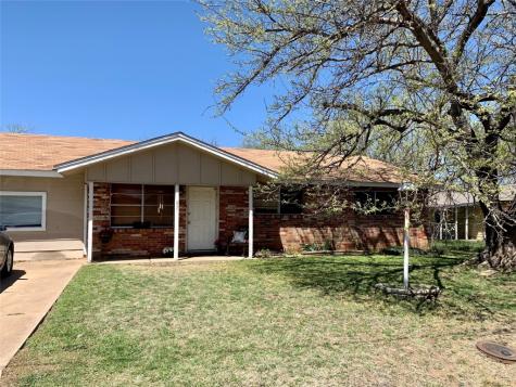 831 W Elm Street Stephenville TX 76401