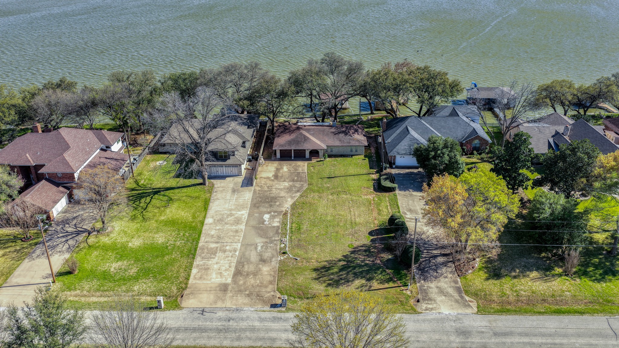 117 Casas Del Sur Street Granbury TX 76049