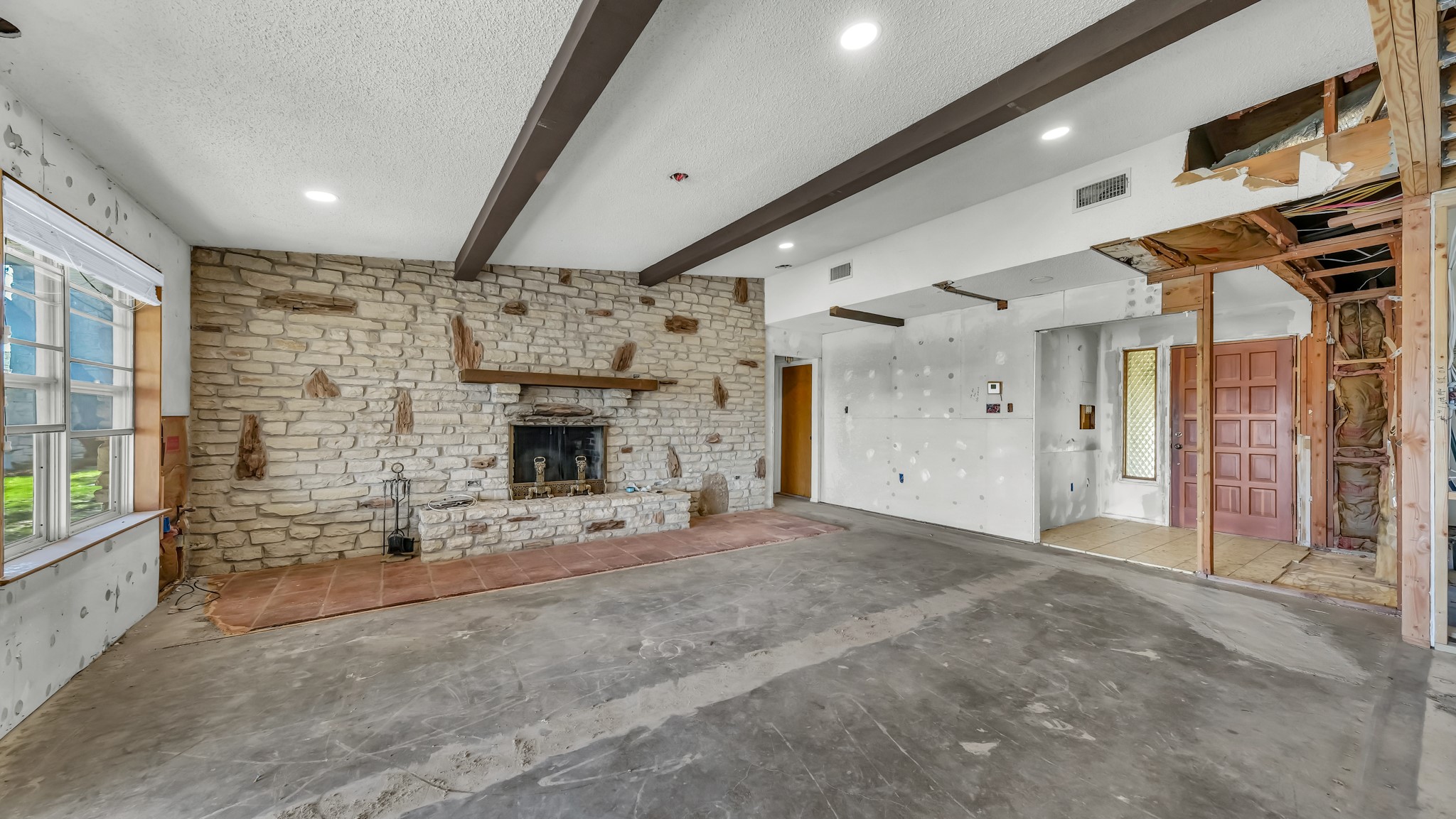 117 Casas Del Sur Street Granbury TX 76049