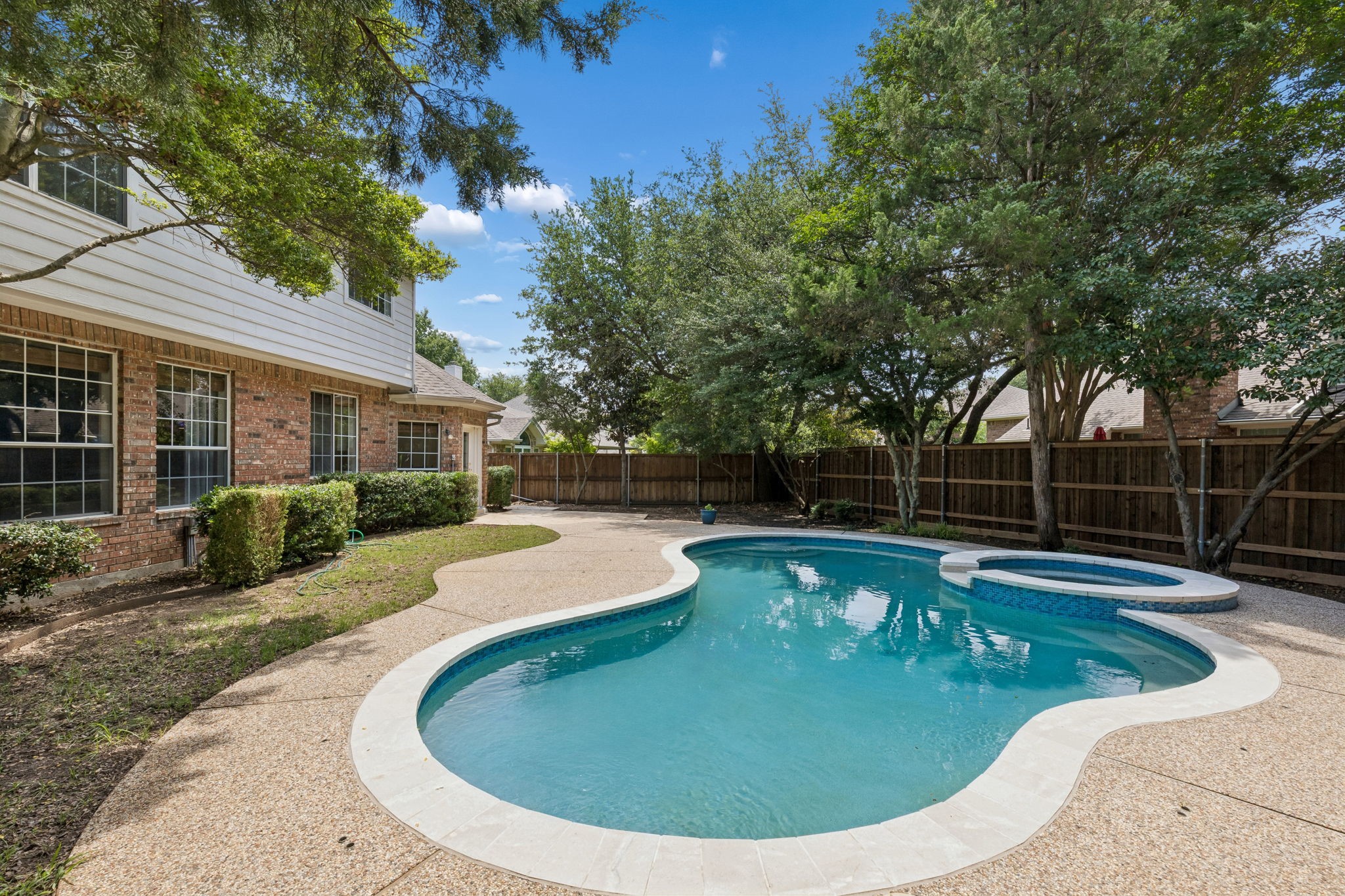 2902 Stonepointe Mckinney TX 75072