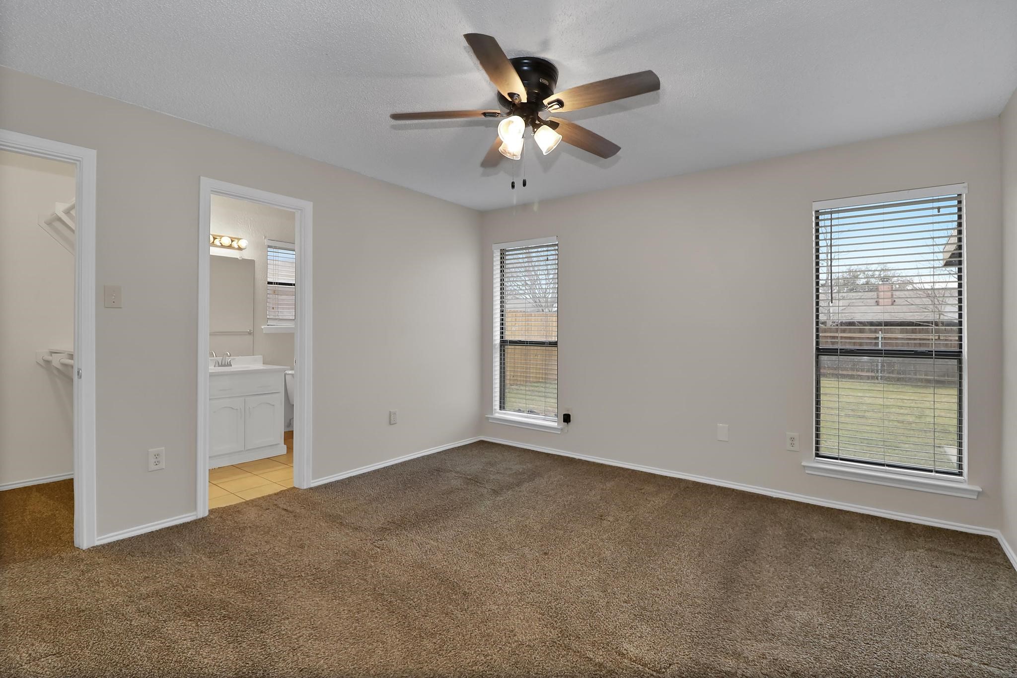 6632 Valley View Drive Watauga TX 76148