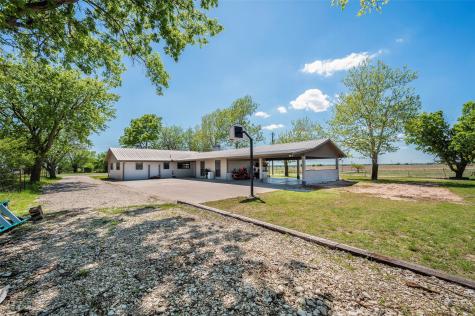 3949 County Road 302 Muenster TX 76252