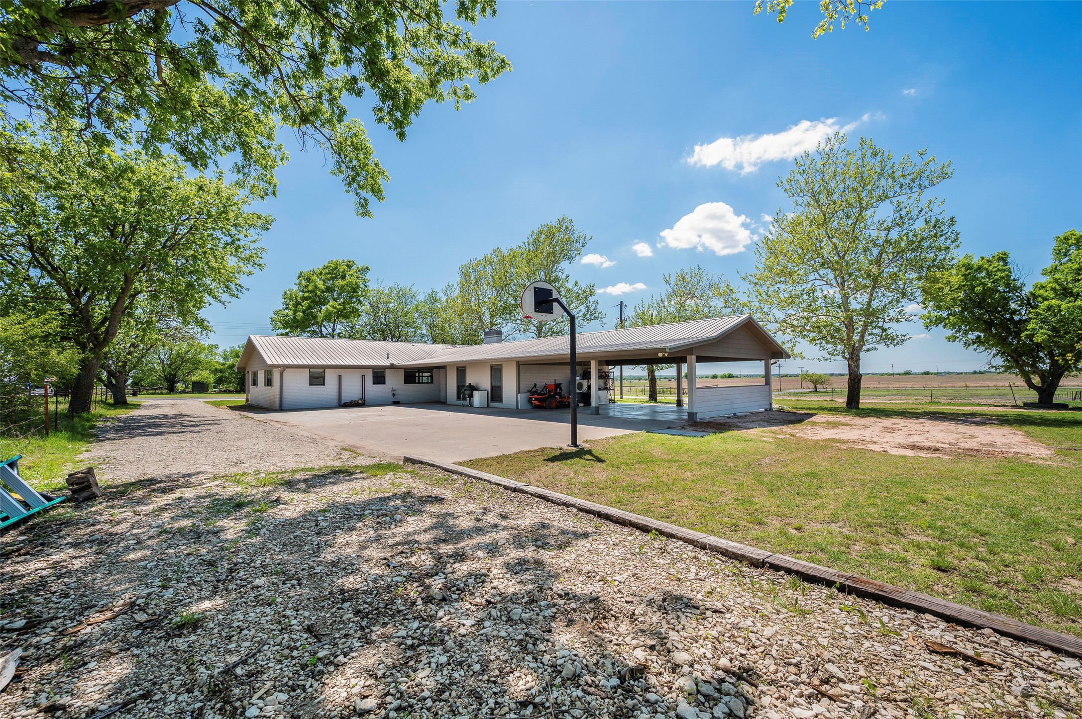 3949 County Road 302 Muenster TX 76252