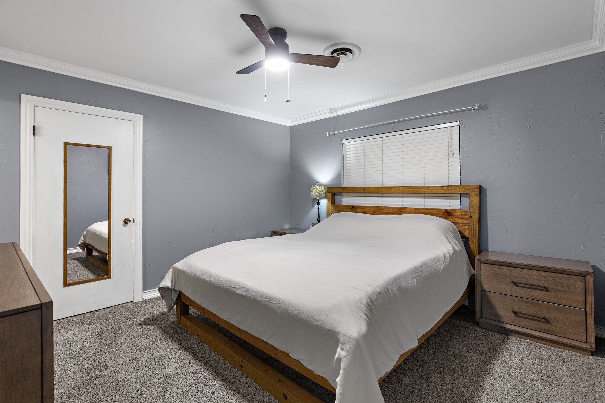 112 W Oak Street Olney TX 76374