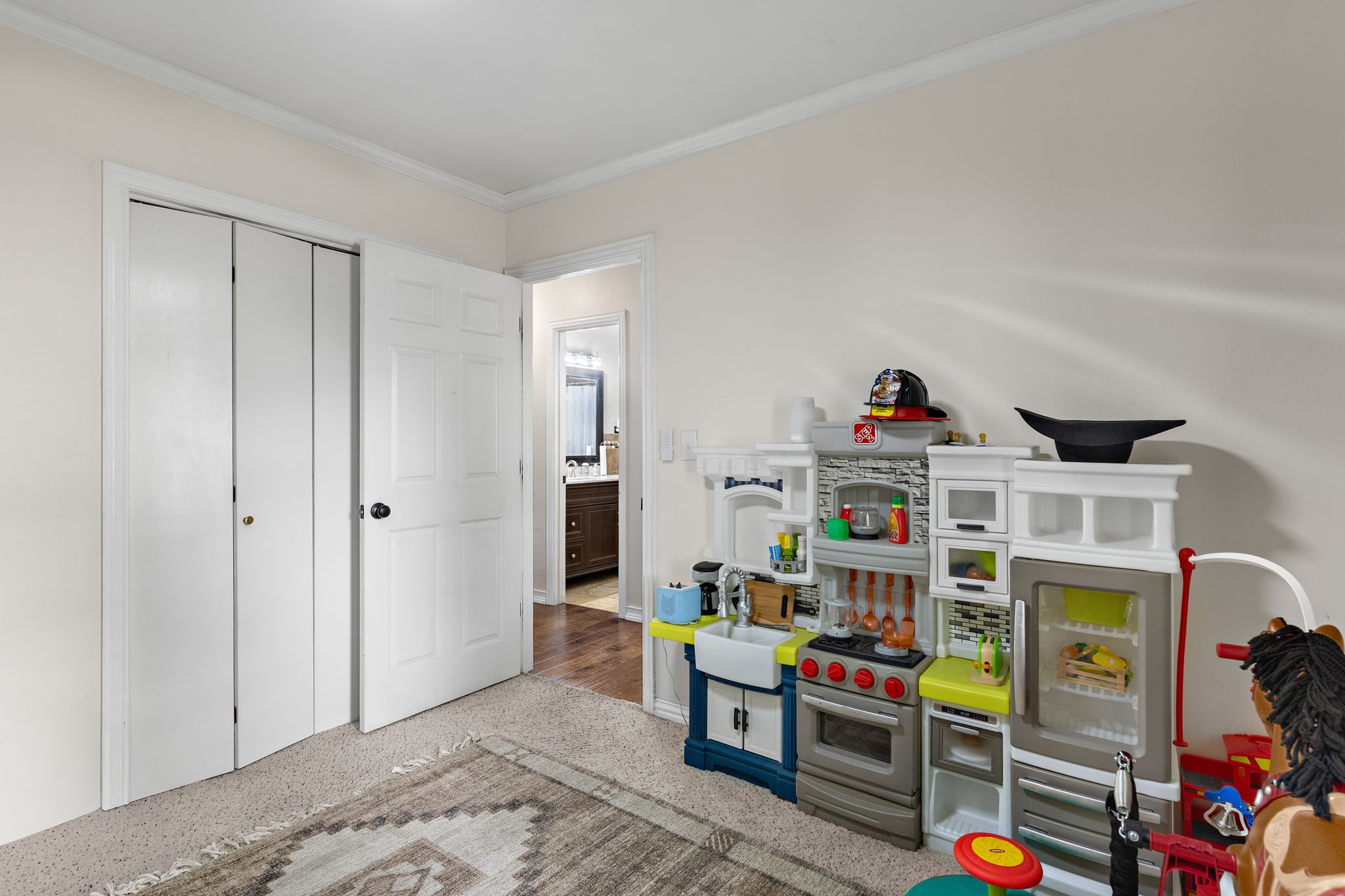 112 W Oak Street Olney TX 76374