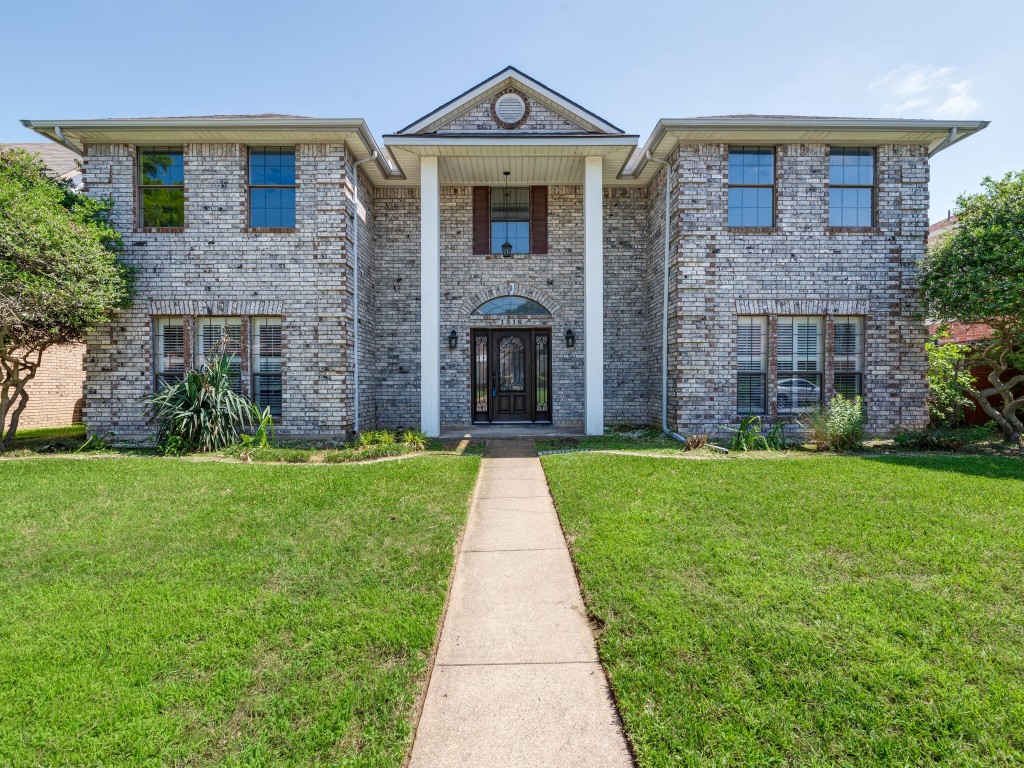 1316 Bogard Lane Lewisville TX 75077