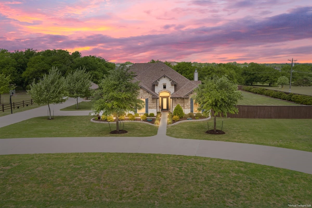 101 Rancho Lorena Drive Lorena TX 76655