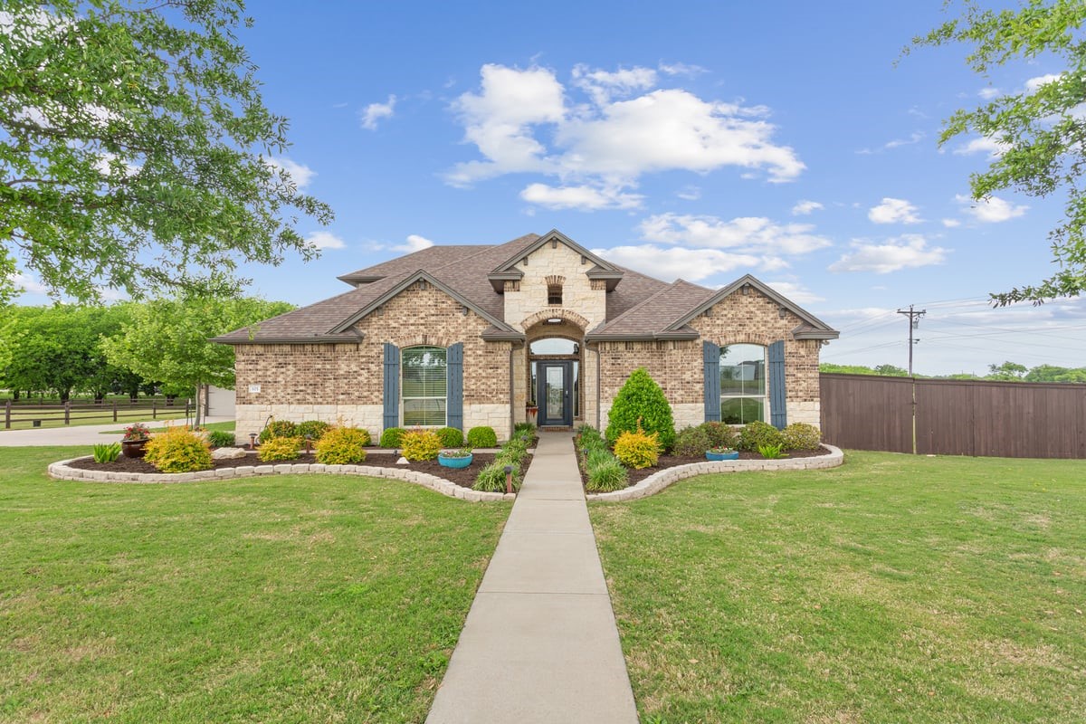 101 Rancho Lorena Drive Lorena TX 76655